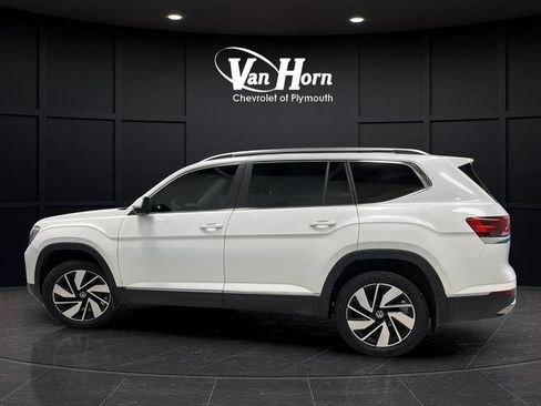 Used 2024 Volkswagen Atlas SEL AWD/4WD image 4