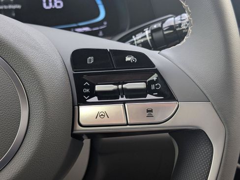 New 2026 Hyundai Elantra SEL Sport Premium FWD image 18