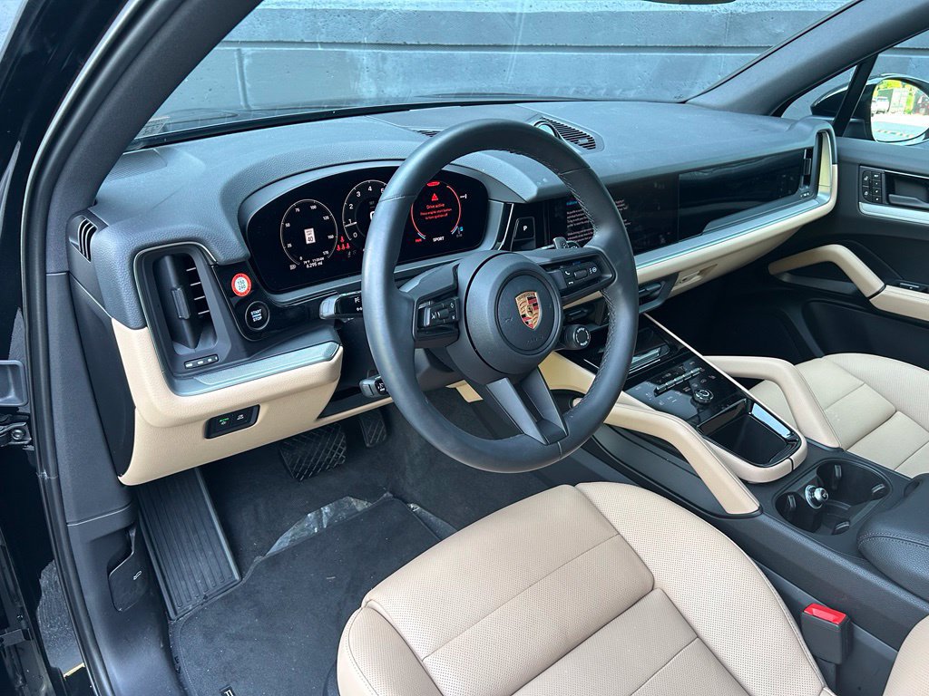 Certified 2026 Porsche Cayenne AWD/4WD image 17