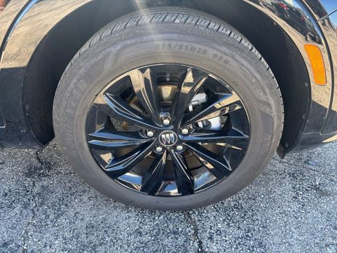 Used 2025 Buick Envista Sport Touring image 29