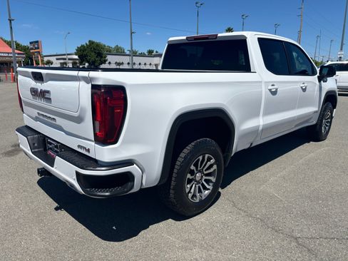 Used 2023 GMC Sierra 1500 AT4 image 5