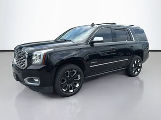 Used 2019 GMC Yukon Denali w/ Denali Ultimate Package AWD/4WD video 1