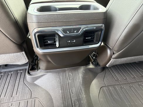 Used 2023 GMC Sierra 1500 Denali w/ Denali Reserve Package AWD/4WD image 16