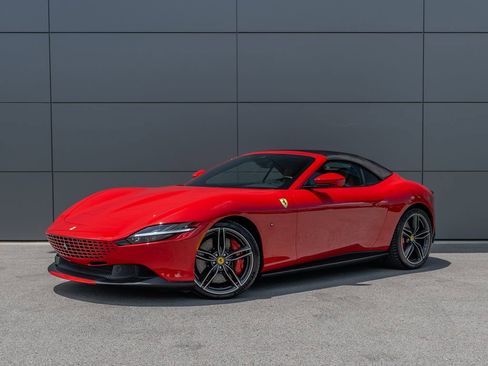 Certified 2024 Ferrari Roma Spider RWD image 2