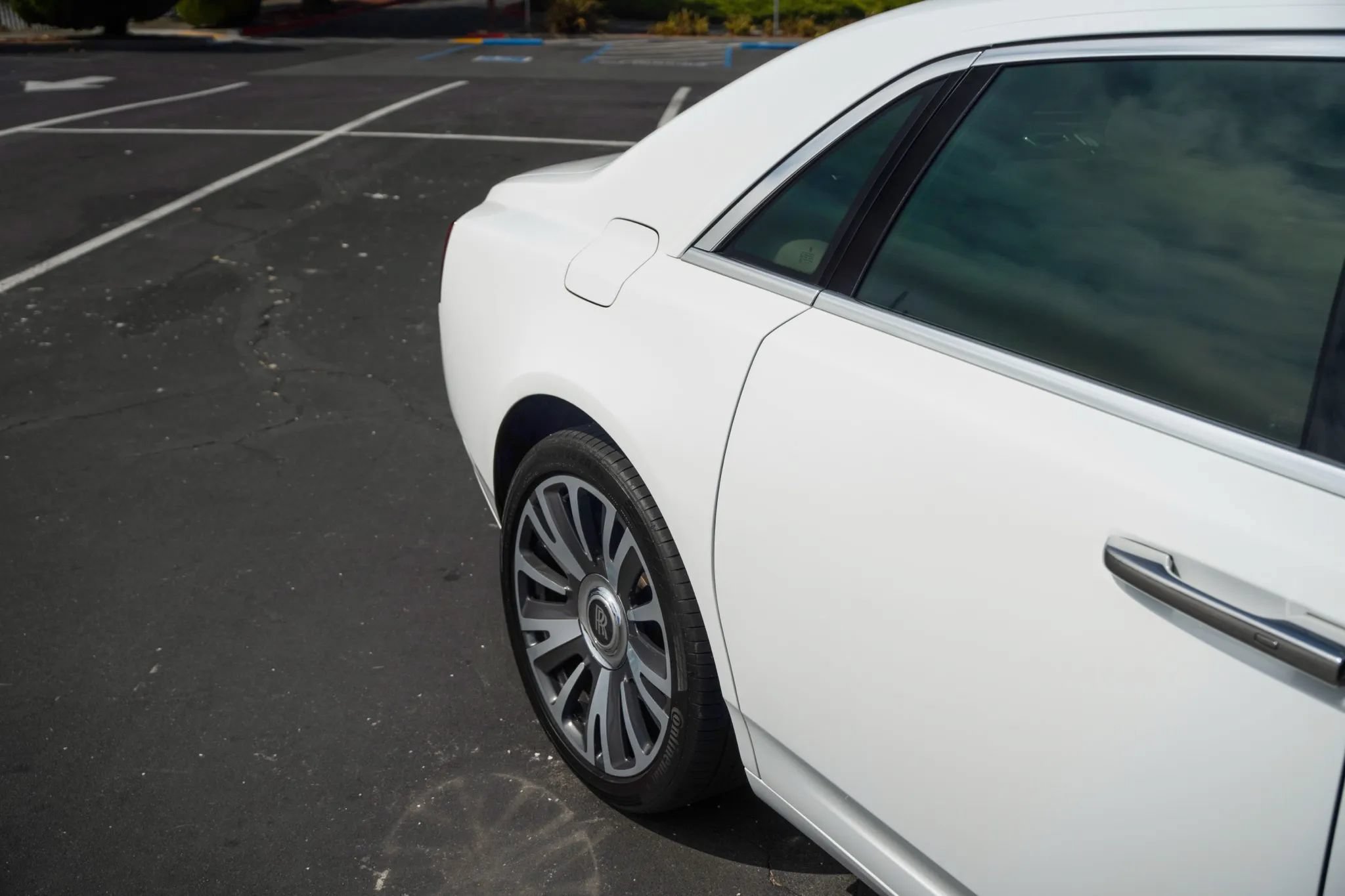 Used 2018 Rolls-Royce Ghost RWD image 10