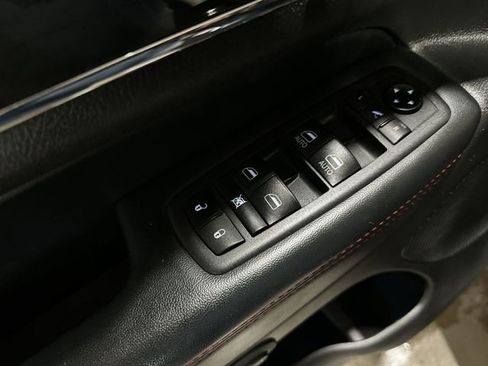 Used 2021 Jeep Grand Cherokee Trailhawk AWD/4WD image 19