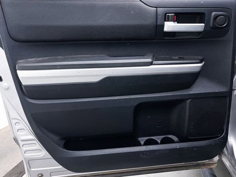 Used 2016 Toyota Tundra SR5 image 27