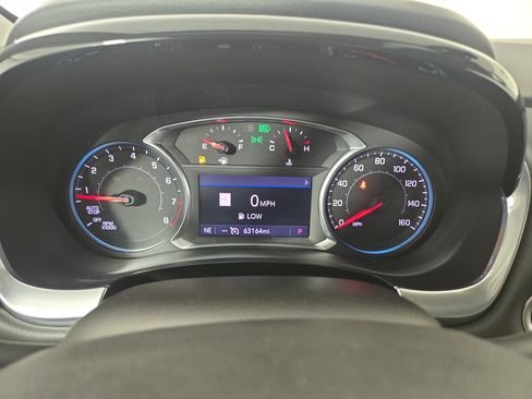 Used 2021 Chevrolet Traverse RS FWD image 17