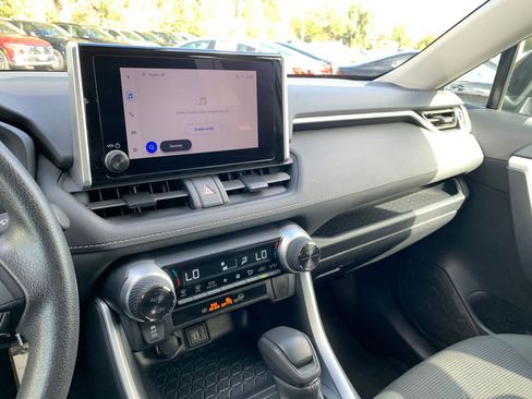 Used 2025 Toyota RAV4 LE image 18