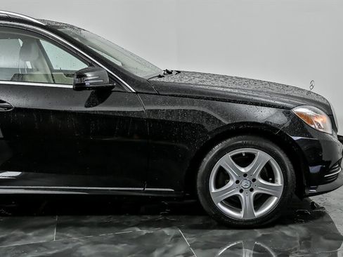 Used 2016 Mercedes-Benz E 350 4MATIC Wagon w/ Premium Package image 12