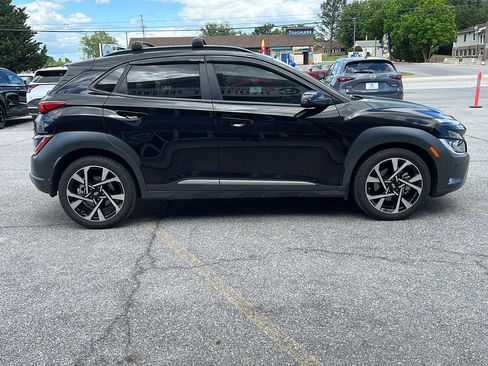 Used 2023 Hyundai Kona Limited AWD/4WD image 6