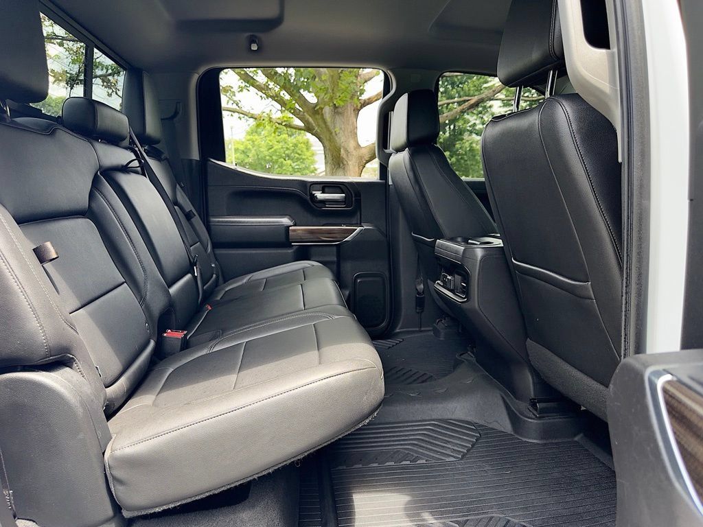 Used 2020 Chevrolet Silverado 1500 RST AWD/4WD image 32
