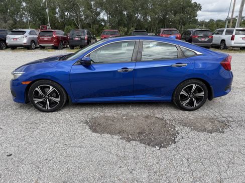 Used 2016 Honda Civic Touring image 6
