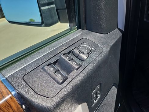Used 2019 Ford F150 Lariat w/ Equipment Group 502A Luxury AWD/4WD image 62
