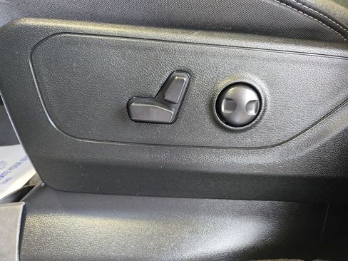 Used 2023 RAM 1500 Big Horn AWD/4WD image 28