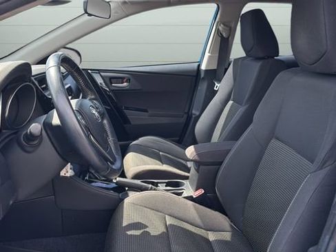 Used 2018 Toyota Corolla iM w/ Carpet Mat Package (TMS) FWD image 20