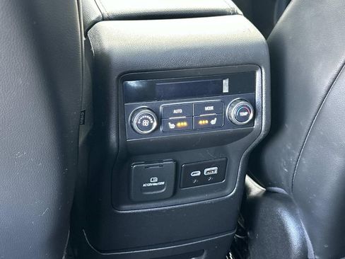 Used 2021 GMC Acadia AT4 w/ Technology Package image 20