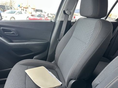 Used 2020 Chevrolet Trax LS w/ Tint and Cruise Package image 35