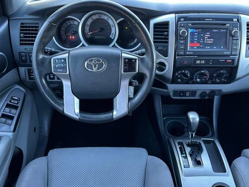 Used 2013 Toyota Tacoma 4x4 Double Cab w/ TRD Off-Road Pkg image 14