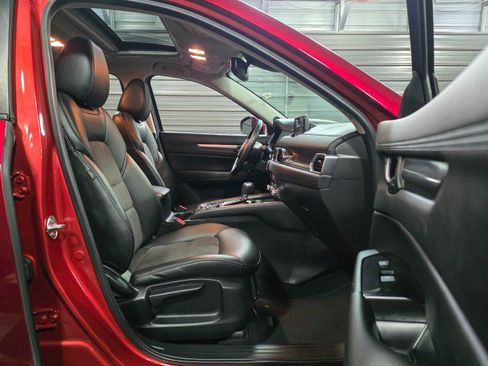 Used 2019 MAZDA CX-5 Touring image 14