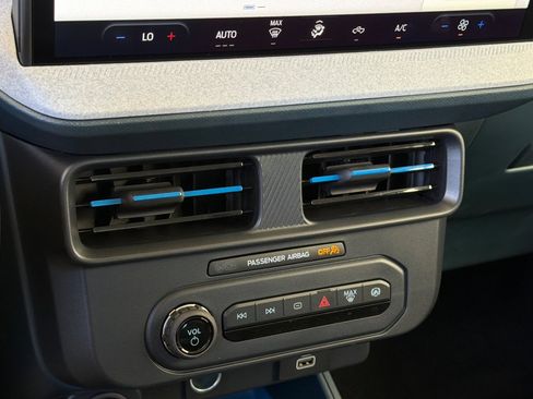 New 2026 Ford Maverick XLT FWD image 21