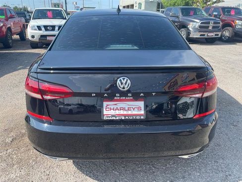 Used 2022 Volkswagen Passat 2.0T R-Line image 6