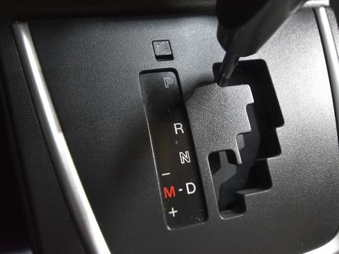 Used 2014 MAZDA MAZDA5 Touring image 25