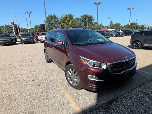 Used 2020 Kia Sedona EX FWD image 5