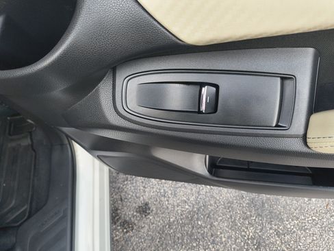 Used 2022 Subaru Ascent Premium w/ Convenience Package image 14