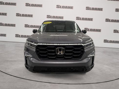 Used 2023 Honda Pilot LX image 8