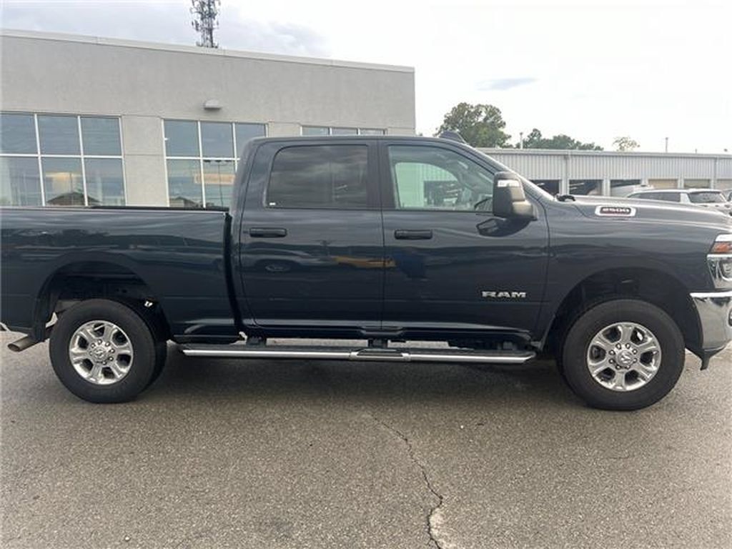 Used 2026 RAM 2500 Big Horn AWD/4WD image 4