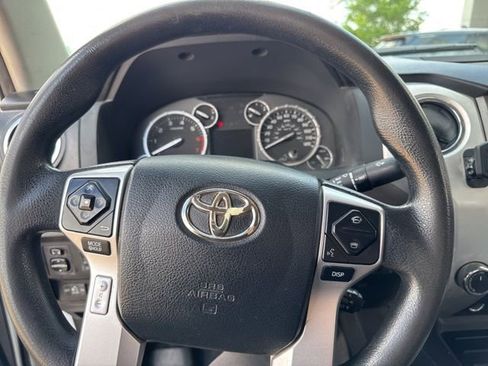 Used 2016 Toyota Tundra SR5 w/ SR5 Upgrade Package image 18