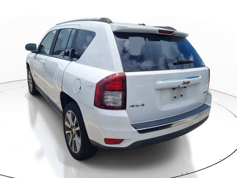 Used 2014 Jeep Compass Limited w/ Sun/Sound Group AWD/4WD image 6