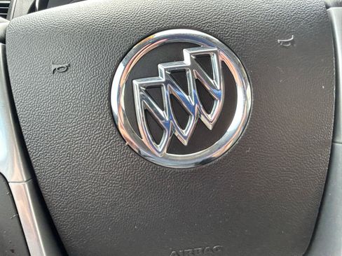 Used 2011 Buick Regal CXL FWD image 19