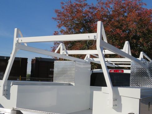 New 2023 RAM 4500 Tradesman w/ Chrome Appearance Group image 40