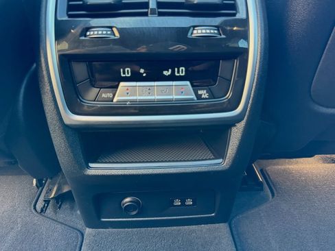 Used 2024 BMW X5 M60i AWD/4WD image 39