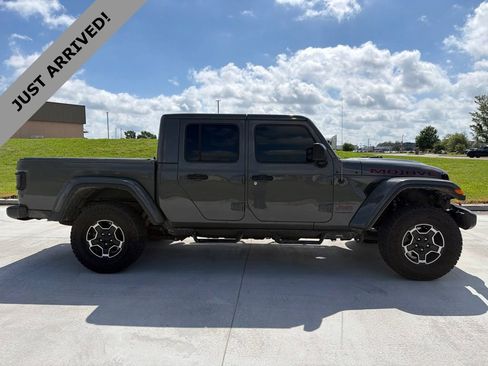Used 2023 Jeep Gladiator Mojave w/ Cold Weather Group AWD/4WD image 4