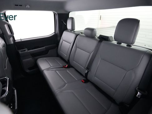 Used 2025 Ford F150 Lightning Flash image 18