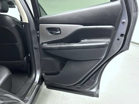 Used 2022 Nissan Murano SL w/ SL Moonroof Package AWD/4WD image 17