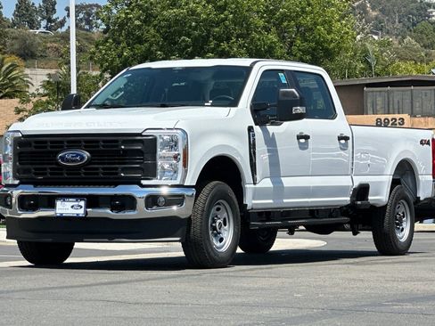 New 2026 Ford F250 XL w/ XL Chrome Package AWD/4WD image 7