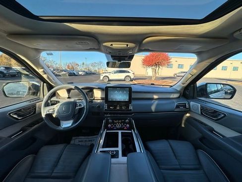Used 2021 Lincoln Navigator L Black Label w/ Cargo Convenience Package image 2