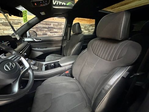 Used 2024 Hyundai Palisade Calligraphy image 12