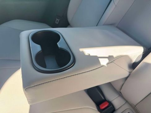 Used 2023 Lexus UX 250h F Sport w/ Accessory Package (Z1) AWD/4WD image 16