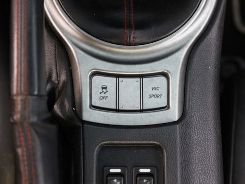 Used 2013 Subaru BRZ Limited w/ Popular Pkg 1B RWD image 42