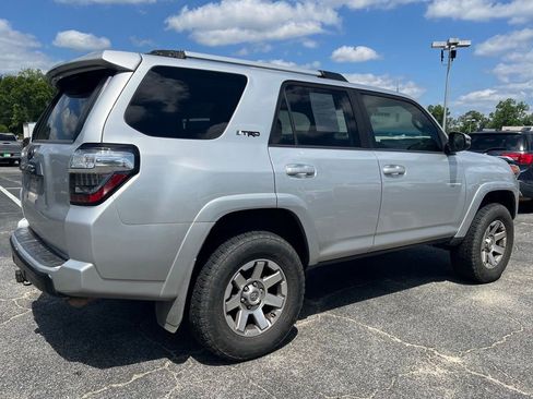 Used 2016 Toyota 4Runner Trail Premium AWD/4WD image 3