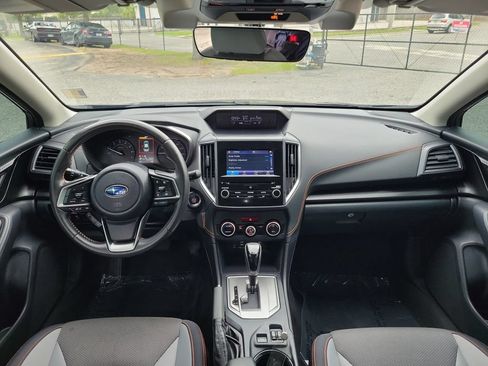 Used 2023 Subaru Crosstrek 2.0i Premium AWD/4WD image 9