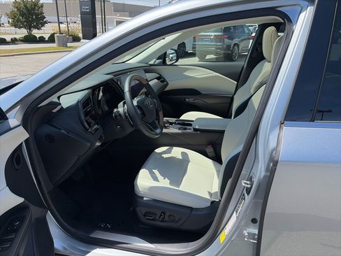 Used 2024 Lexus RX 350 Premium Plus w/ Convenience Package FWD image 6