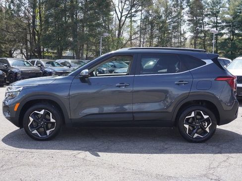 Used 2024 Kia Seltos EX image 15