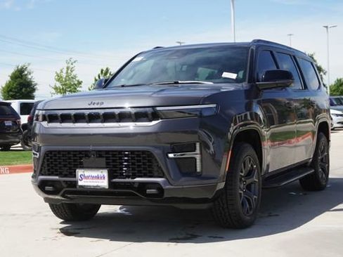 New 2026 Jeep Grand Wagoneer 4WD image 3