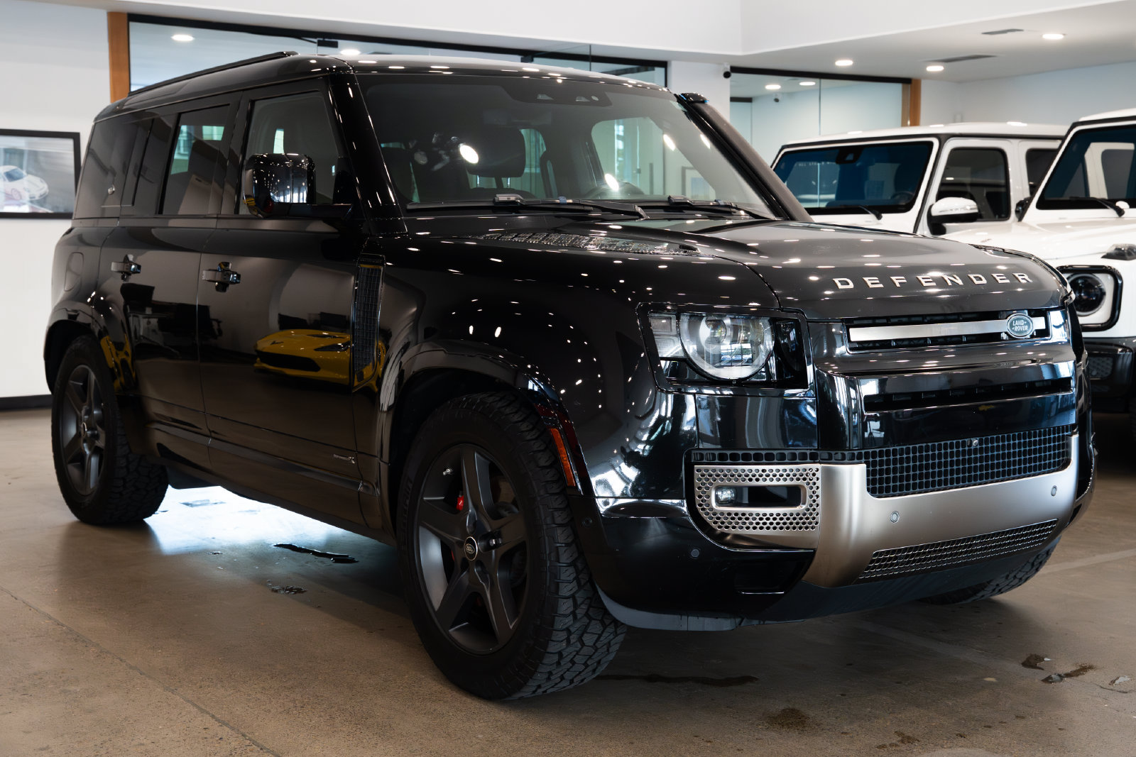 Used 2021 Land Rover Defender 110 X AWD/4WD image 3